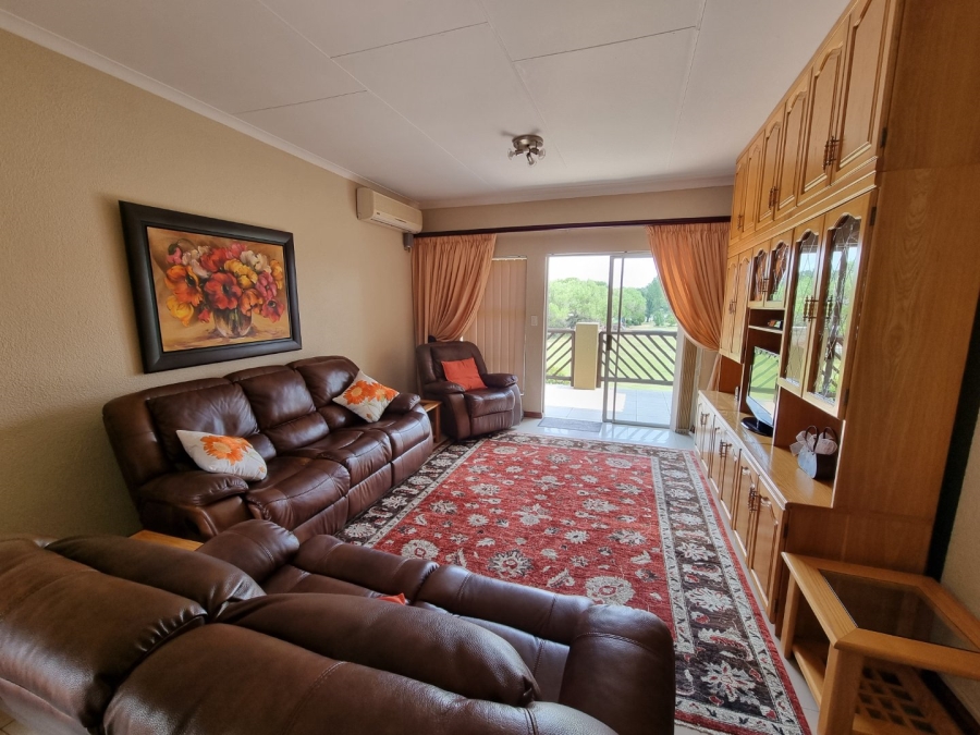 2 Bedroom Property for Sale in Vaalpark Free State